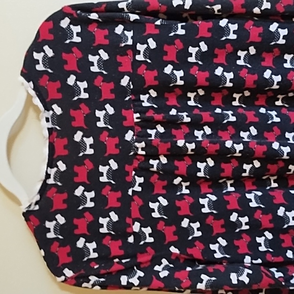 LOVELY SCOTTIE NIGHTOWN, SOFT FLANNEL, EYELET TRIM - Picture 6 of 7